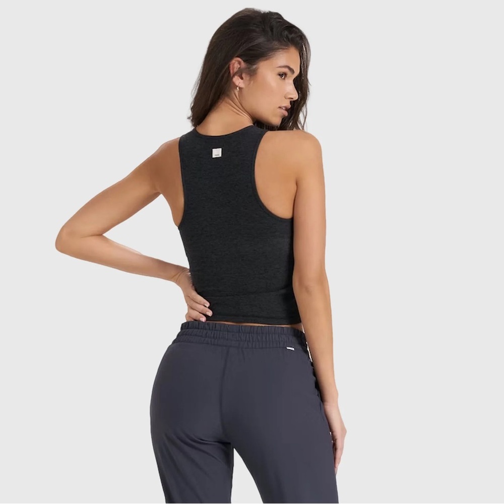 Vuori Elevation Plyo Tank in Heather Black